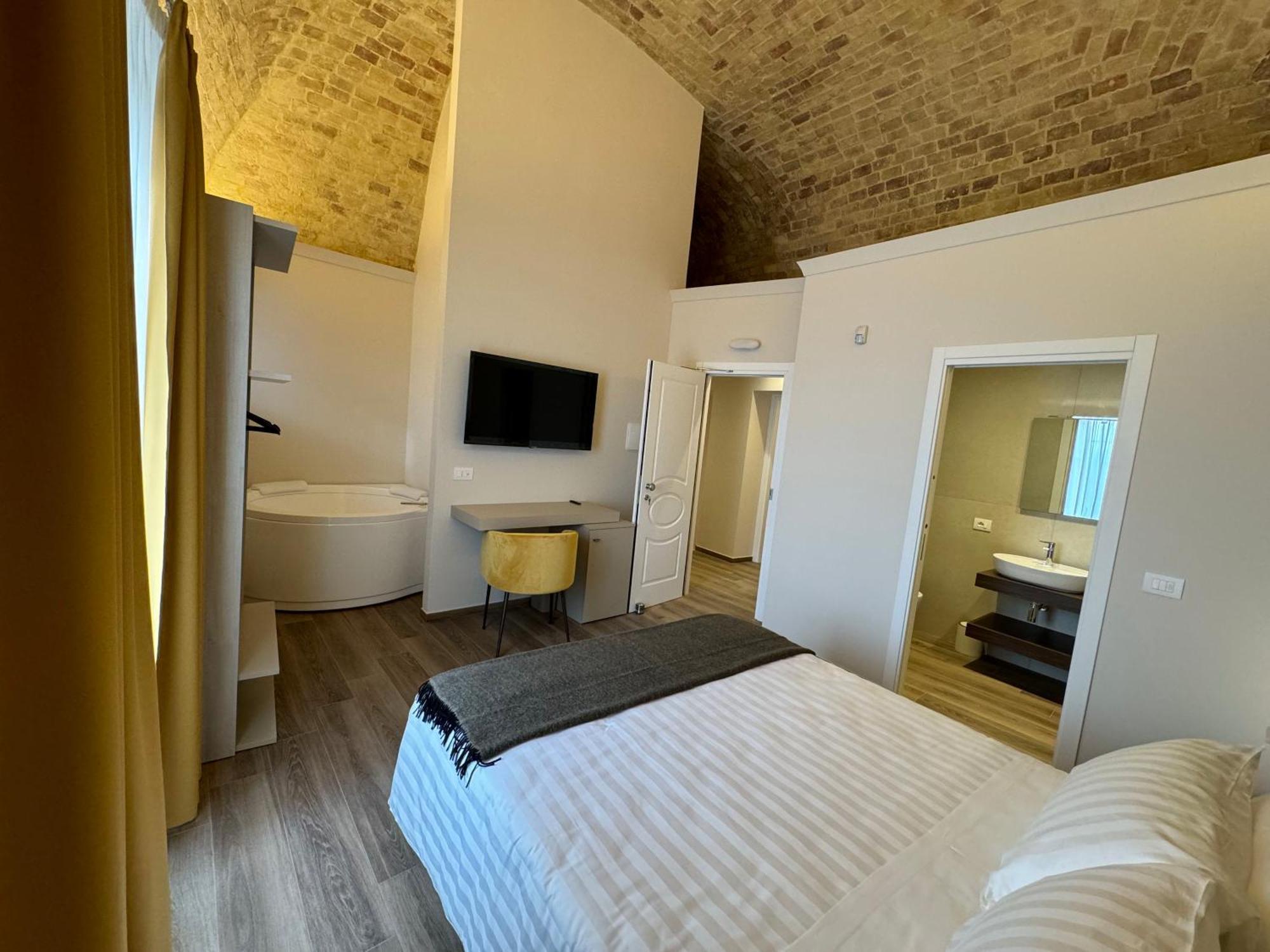 B&B Palazzo Croghan Torre Maggiore Exterior foto